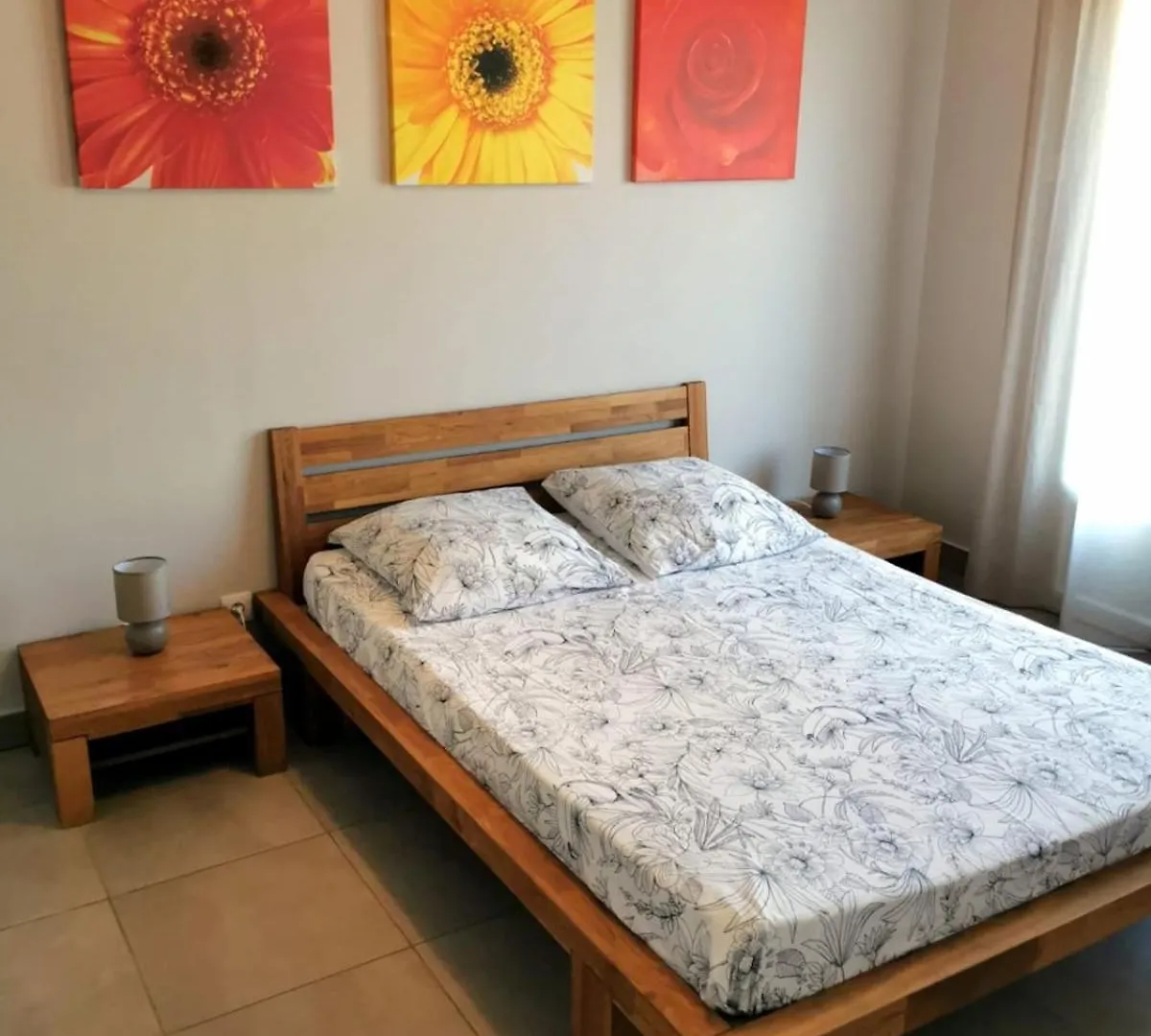Charming T4 With Garden Near The Sea Apartment Six-Fours-les-Plages 0*,  France