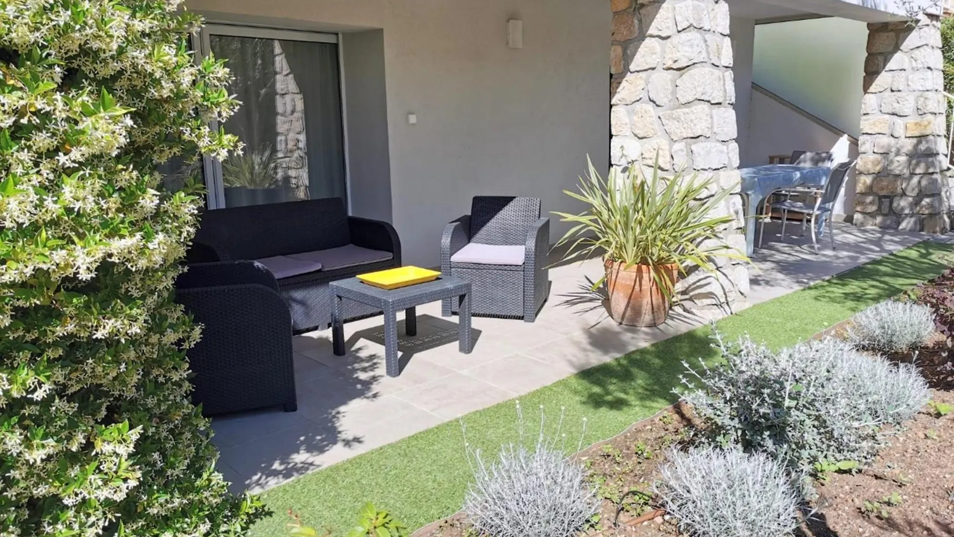 Charming T4 With Garden Near The Sea Apartment Six-Fours-les-Plages